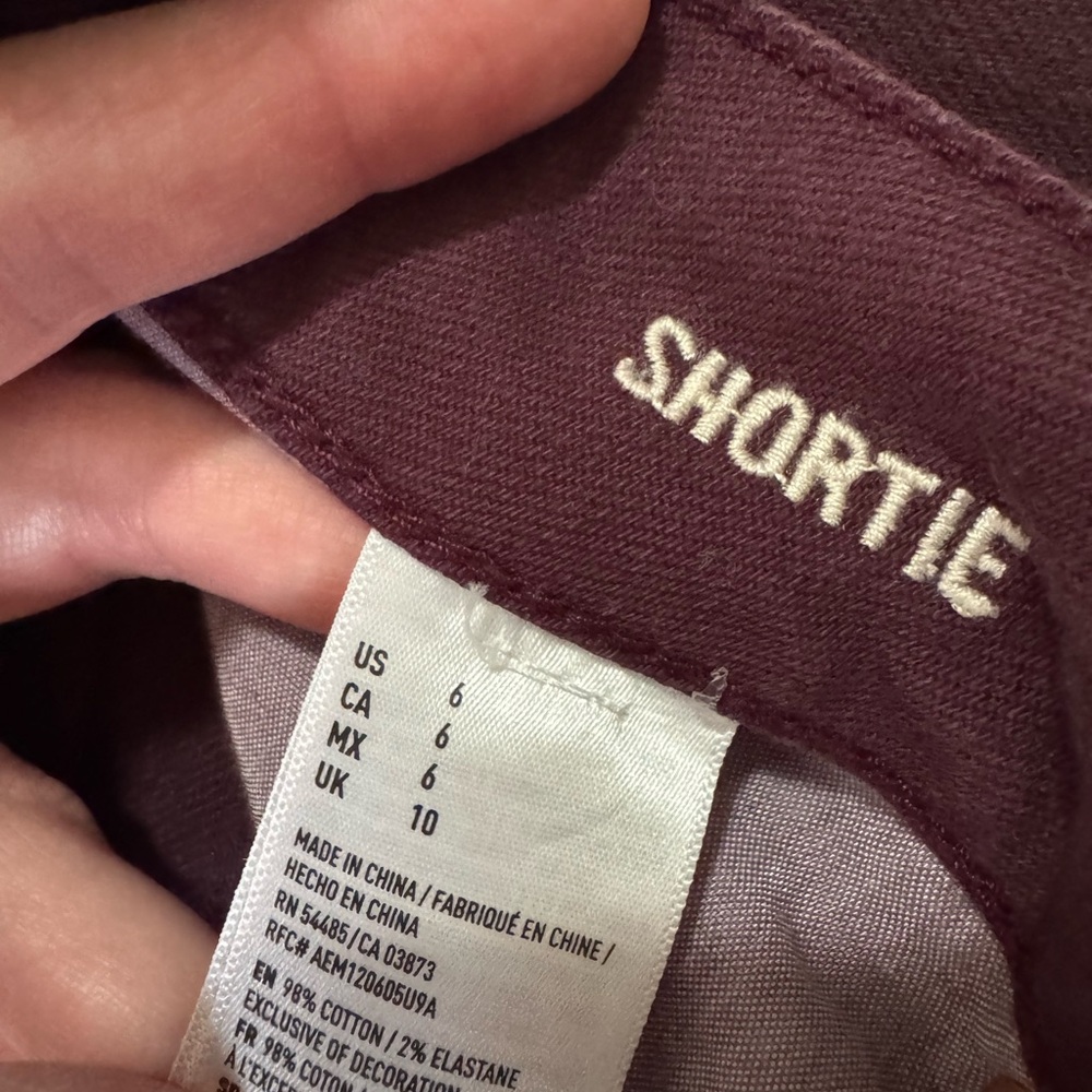American Eagle Outfitters Burgundy Jean Shorts Distressed Cut-Off - Picture 3 of 3